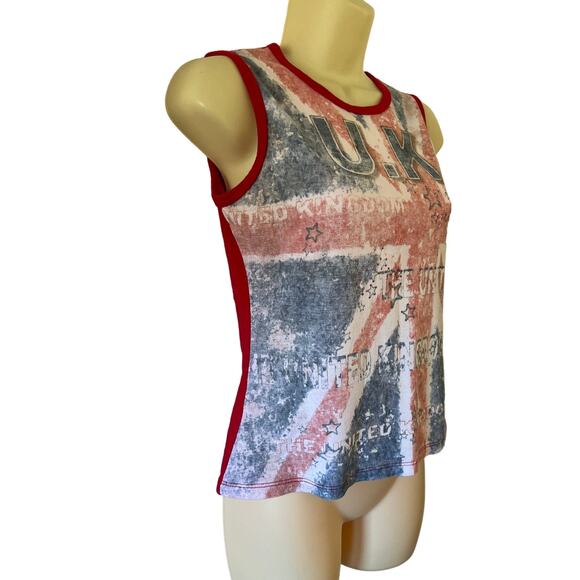 Vintage Walt Disney World Parks Epcot United Kingdom Sleeveless Knit Top - Picture 2 of 8